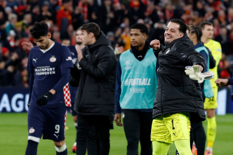 UPDATE: Opstelling voor bekerduel met GVVV, debuutdroom Olij valt in water