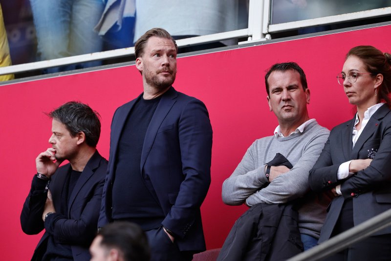 De Lang (links) en Beuker (midden)