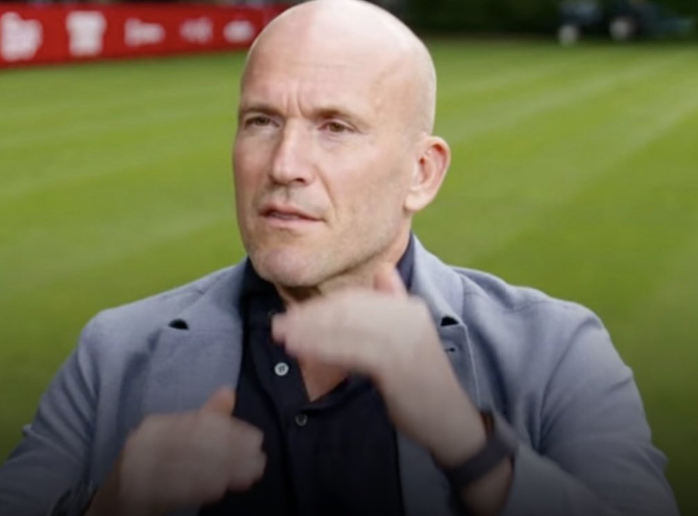 ajax-salarissen-kroes-hato-akpom-itakura-besparing