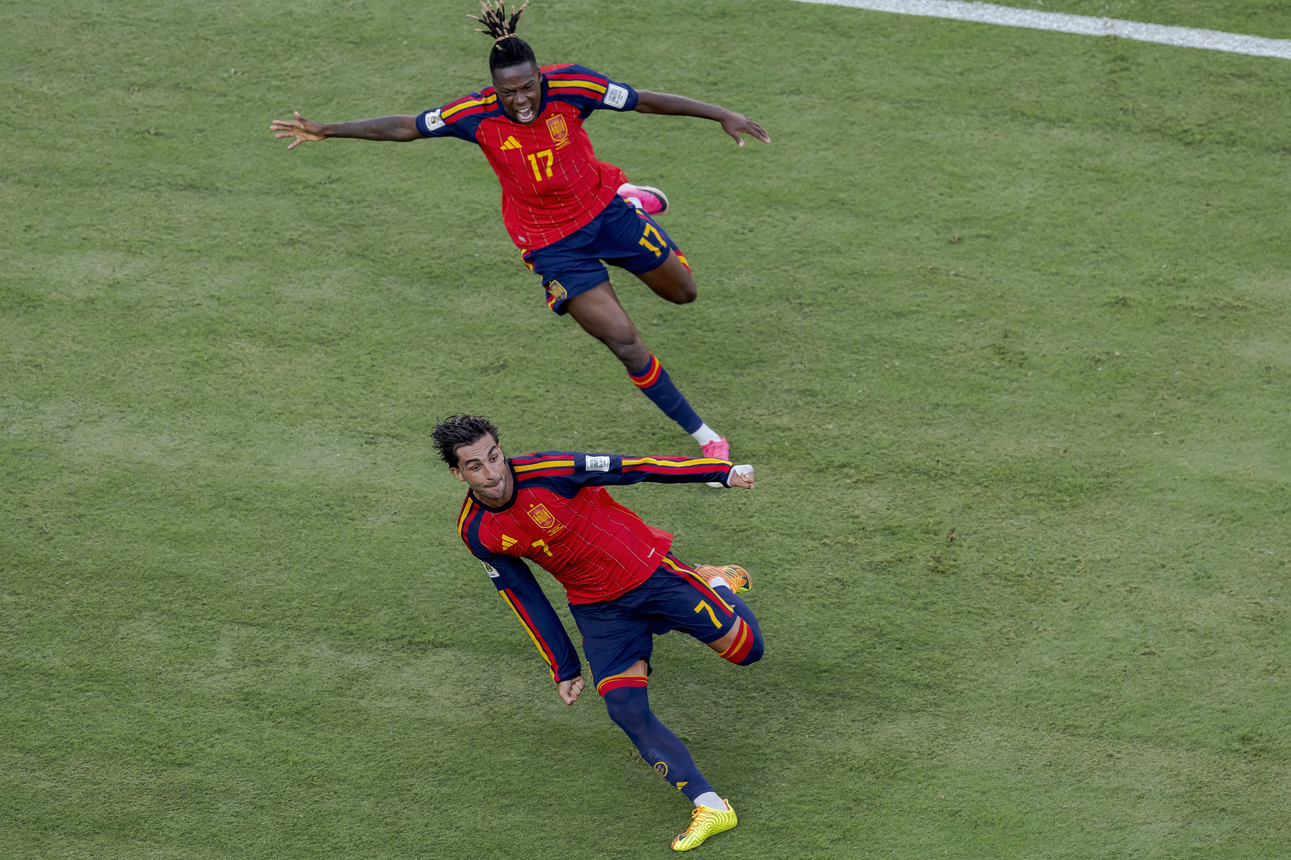 Ferran Torres bezorgde Spanje met zijn winnende treffer in de WK-finale niet alleen de wereldtitel, maar ook een premie van ruim 43 miljoen euro.