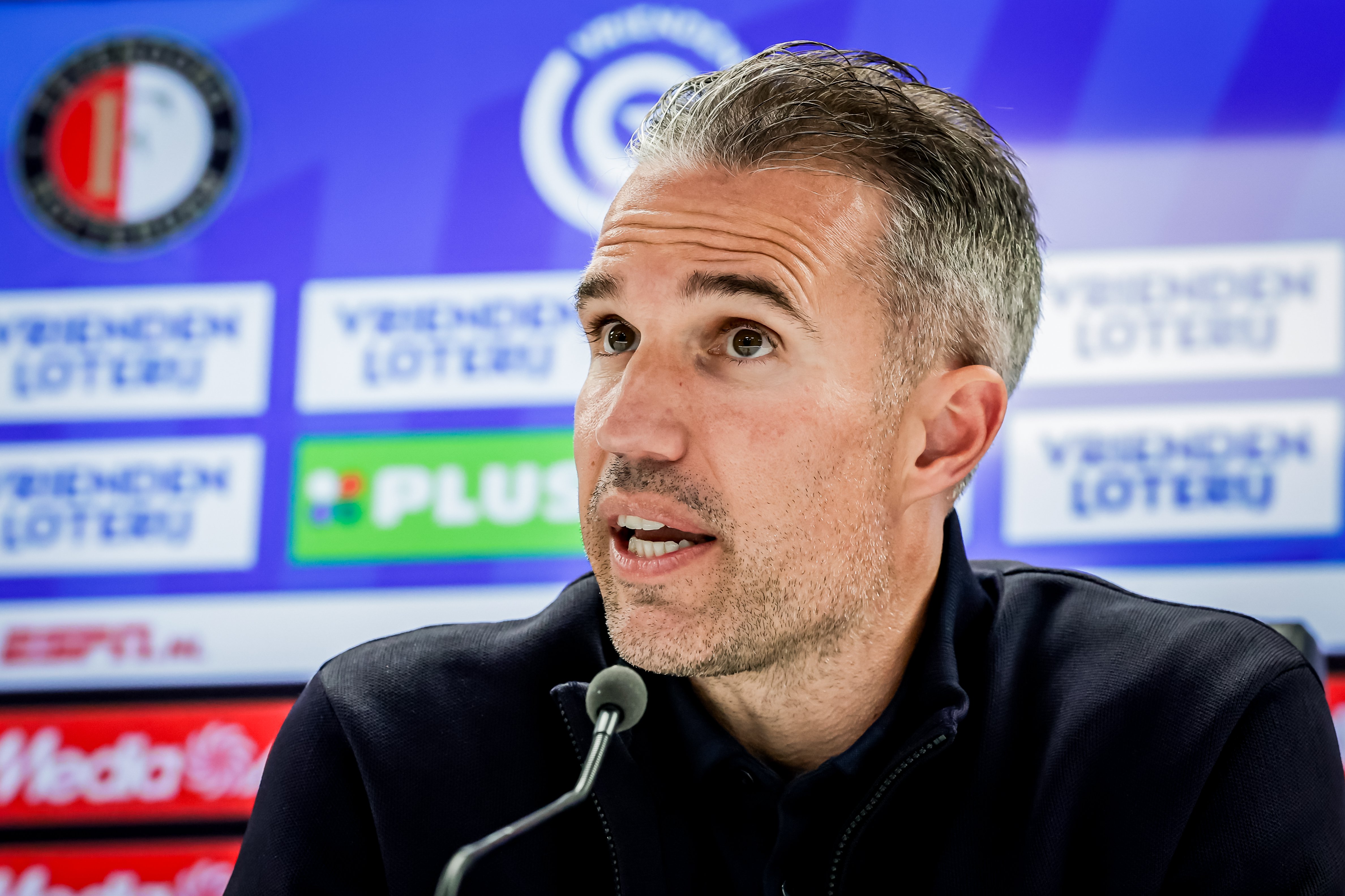 Van Persie lijkt één huurling de kans te willen geven volgend seizoen