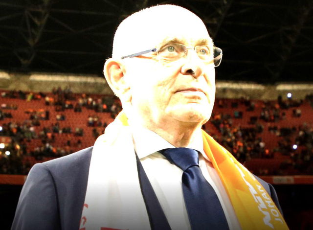 Michael van Praag laat zich uit in Radio Noord-Holland Sportcafé over de situatie rond Andries Jonker.