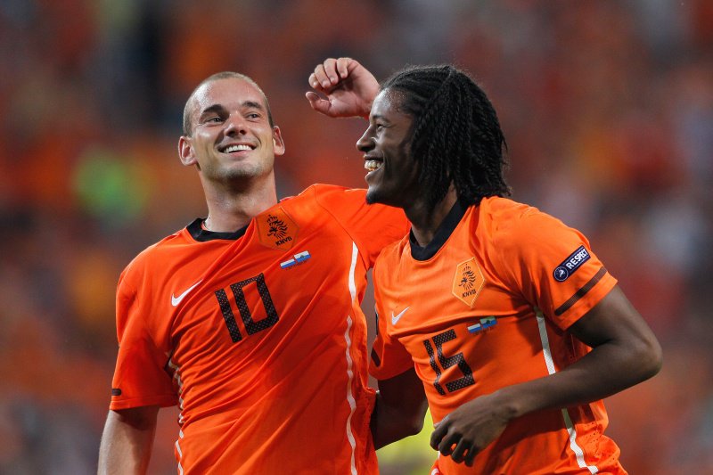 Wesley Sneijder en Georginio Wijnaldum