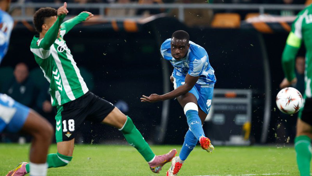 Wereldgoal Utrecht zorgt voor hoop, maar fans balen van scheidsrechter