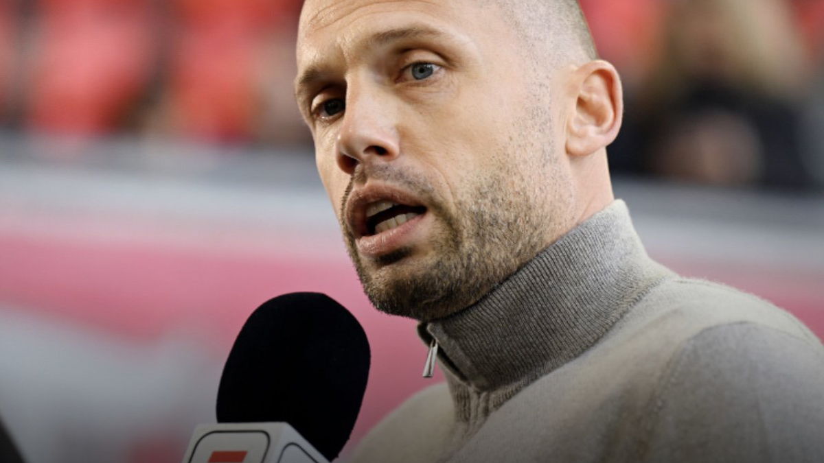 Hans Kraay jr. ziet dat John Heitinga bij Ajax steeds meer trekjes krijgt van Louis van Gaal.