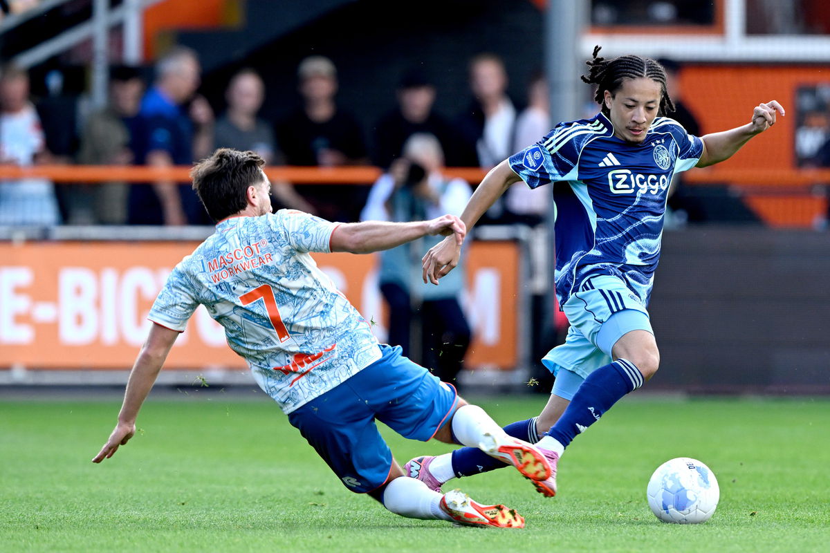 volendam-ajax-heitinga