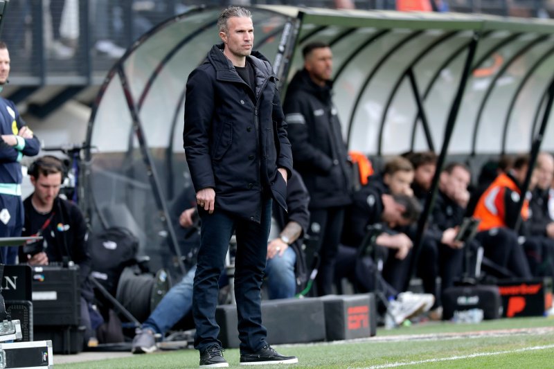 Ik zou die Van Persie allang de tribune op hebben gestuurd