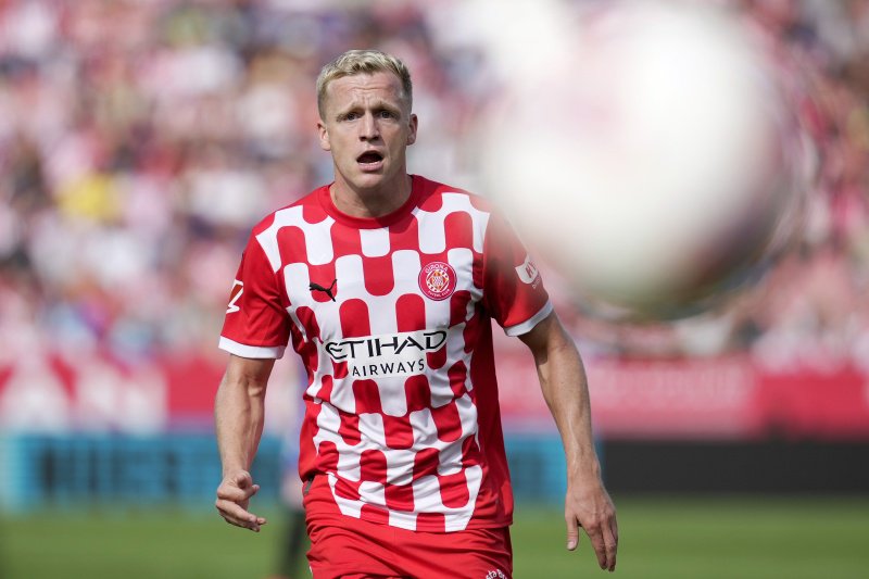 Van de Beek keert terug in Girona-selectie vol spanning