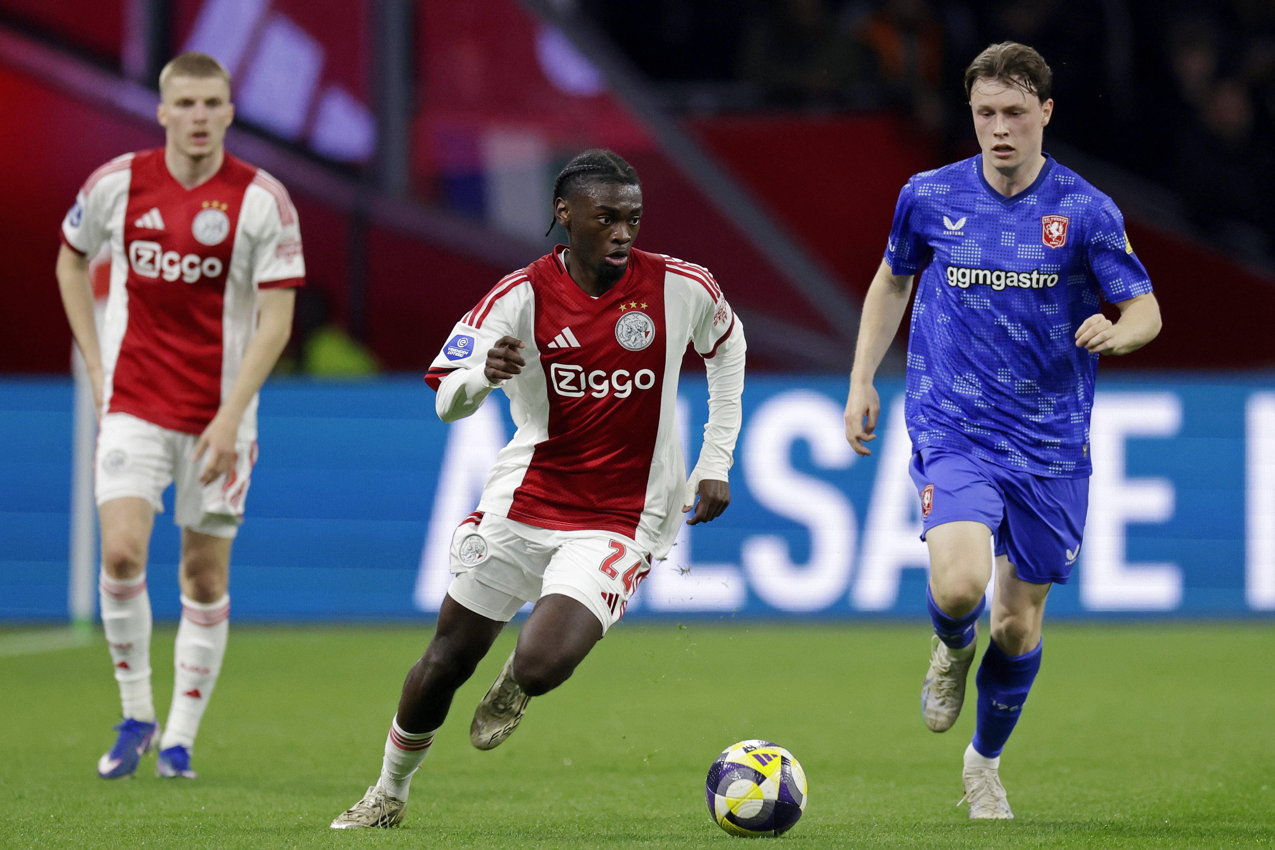 Commentator Ajax - FC Twente maakt veel los: wat een vreselijk commentaar