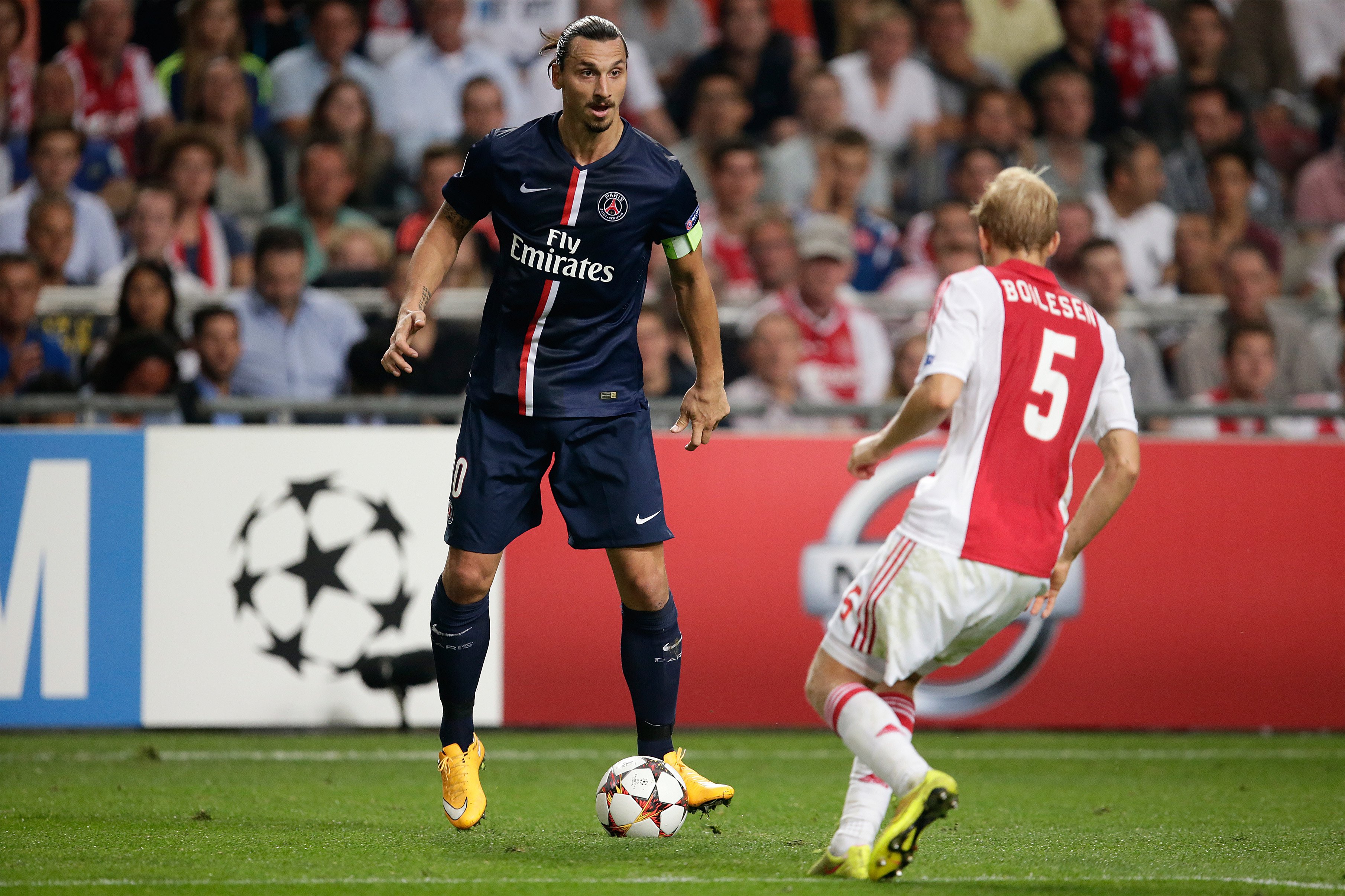 Zlatan Ibrahimovic speelde tussen 2001 en 2004 voor Ajax; zijn zoon Maximilian kan nu mogelijk dezelfde route bewandelen.