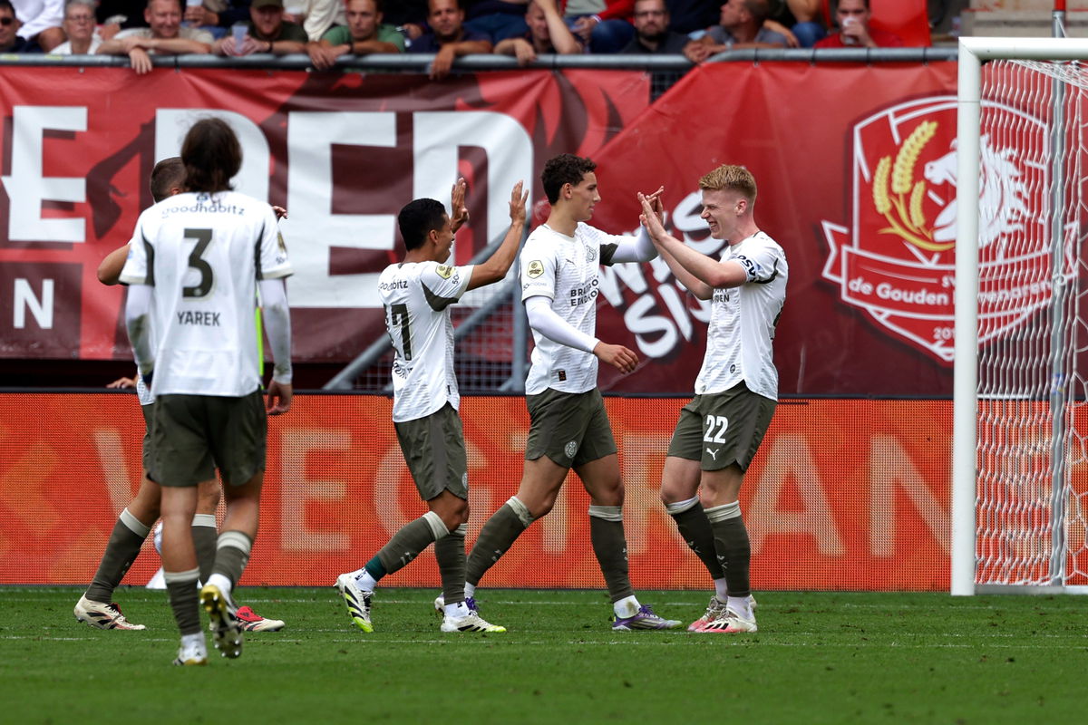 yarek-schouten-van-bommel-psv