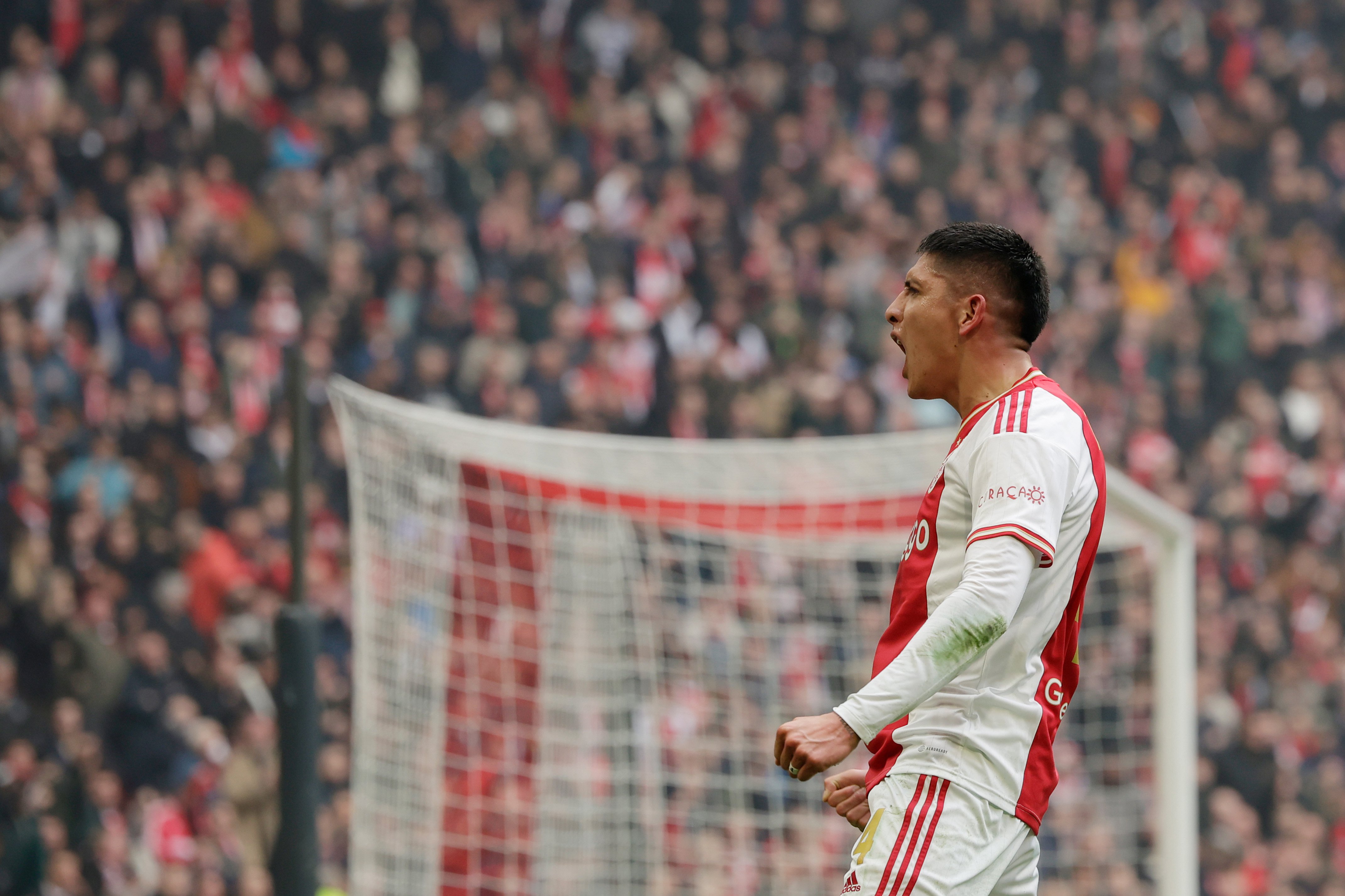 Edson Alvarez staat opnieuw op de verlanglijst van Ajax