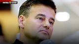 Wilfred Genee tijdens de uitzending van The Friday Move waarin hij reageert op het gerucht.