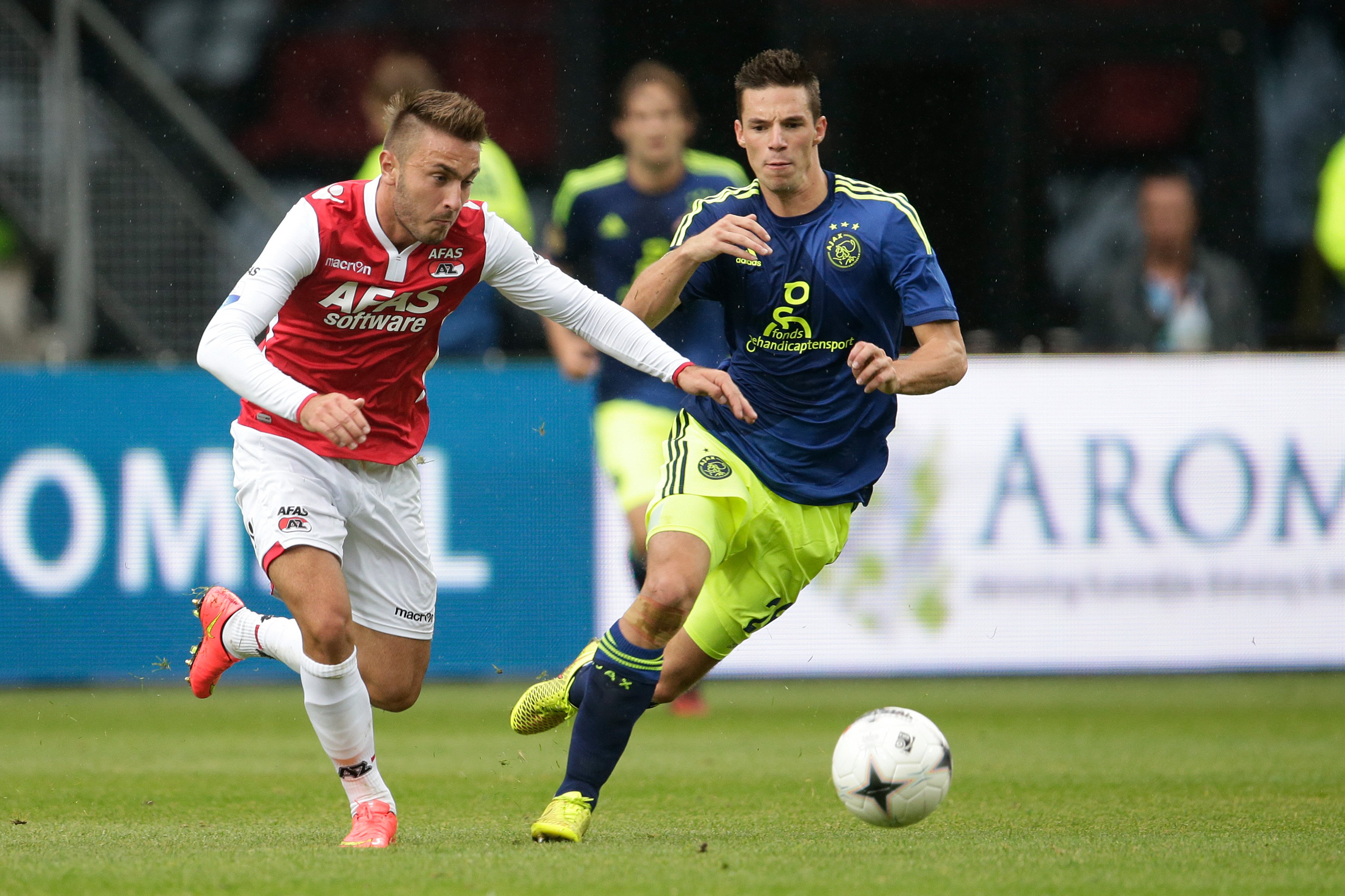 Nick Viergever namens Ajax tegen AZ