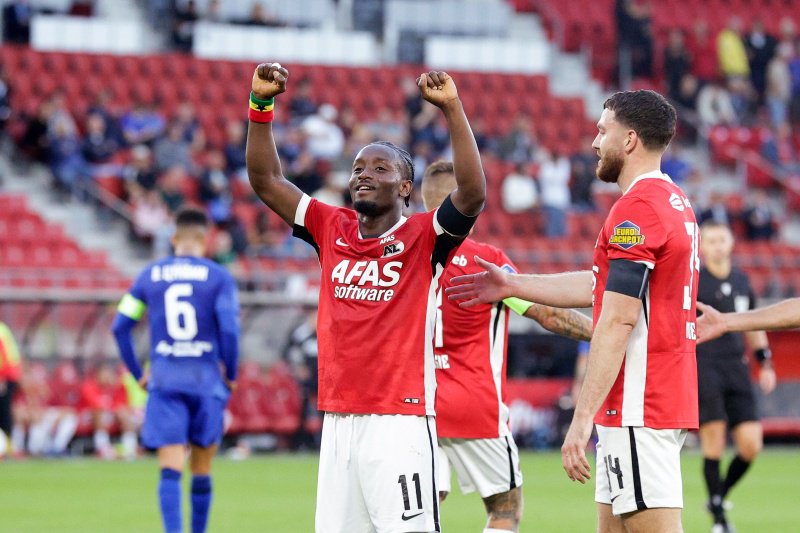 AZ blij na goal Sadiq