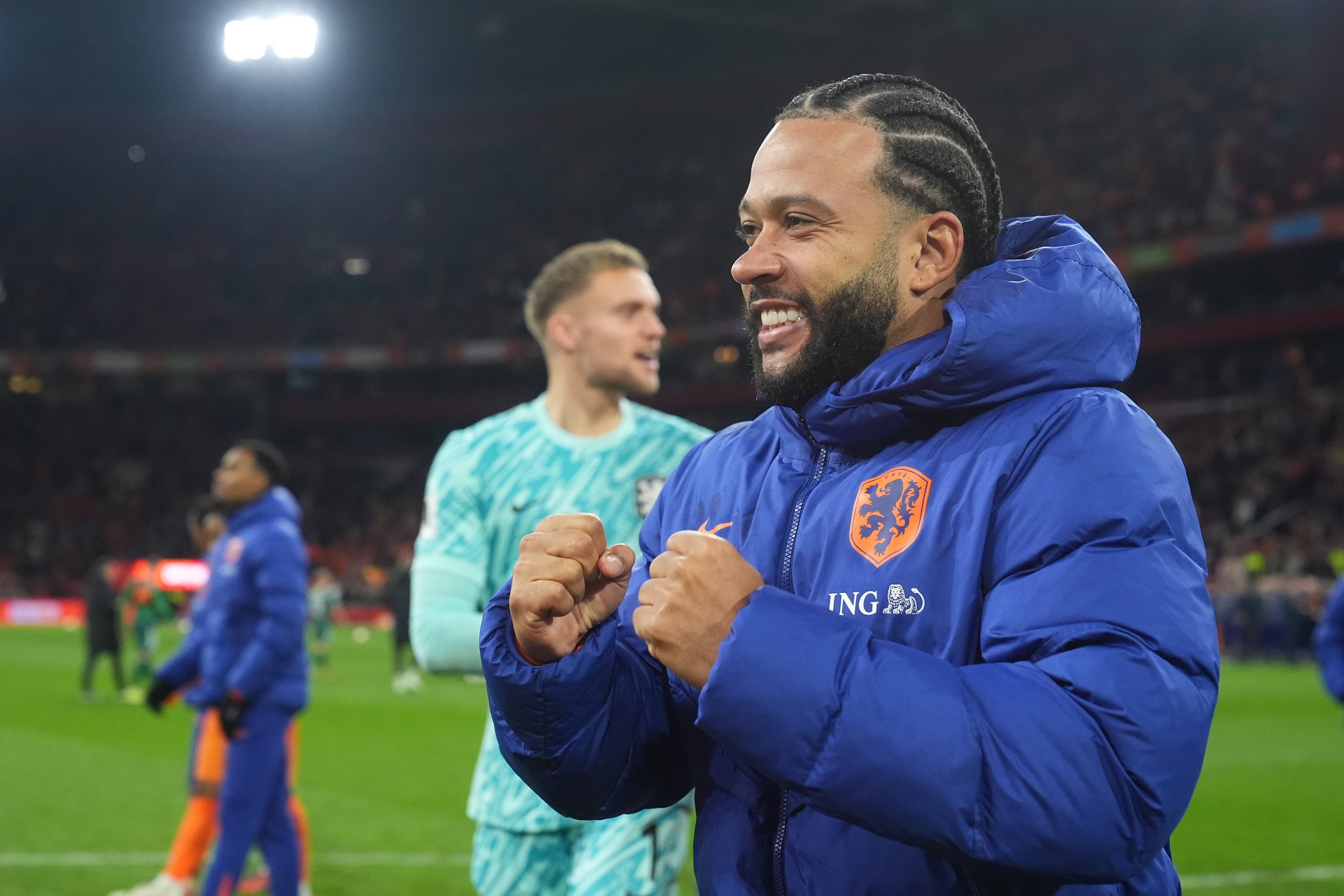 Memphis Depay balt zijn vuist na een wedstrijd van Oranje. De aanvaller wordt gelinkt aan een mogelijke overstap naar Liverpool.