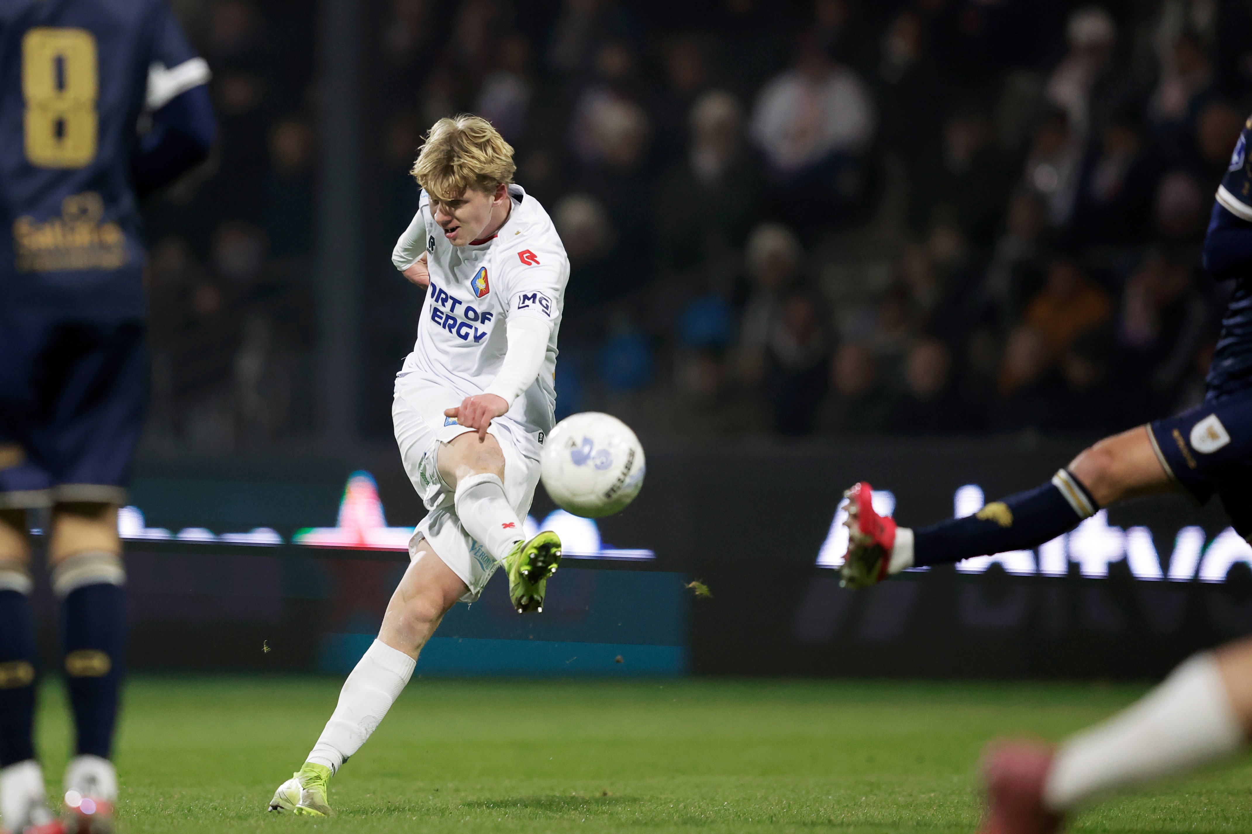 Eredivisie-uitblinker doet denken aan Pirlo: interessant voor top 3?