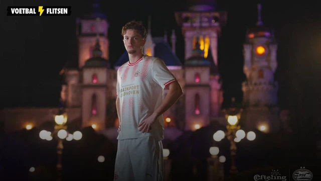PSV onthult speciaal Efteling-shirt voor mogelijke titelbeslisser