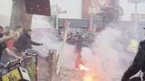 Agent gewond, vuurwerk en charges: feest bij PSV loopt uit de hand