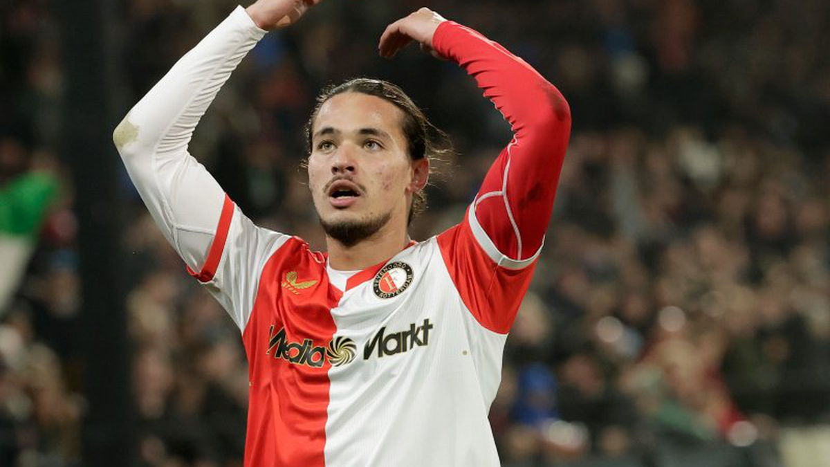ZIEN: Hadj Moussa snoert critici de mond met goal uit magische dribbel