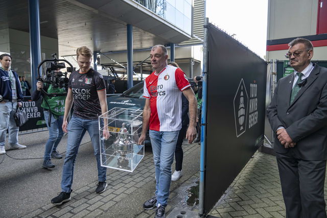 knvb beker de kuip ingebracht voor feyenoord-nec