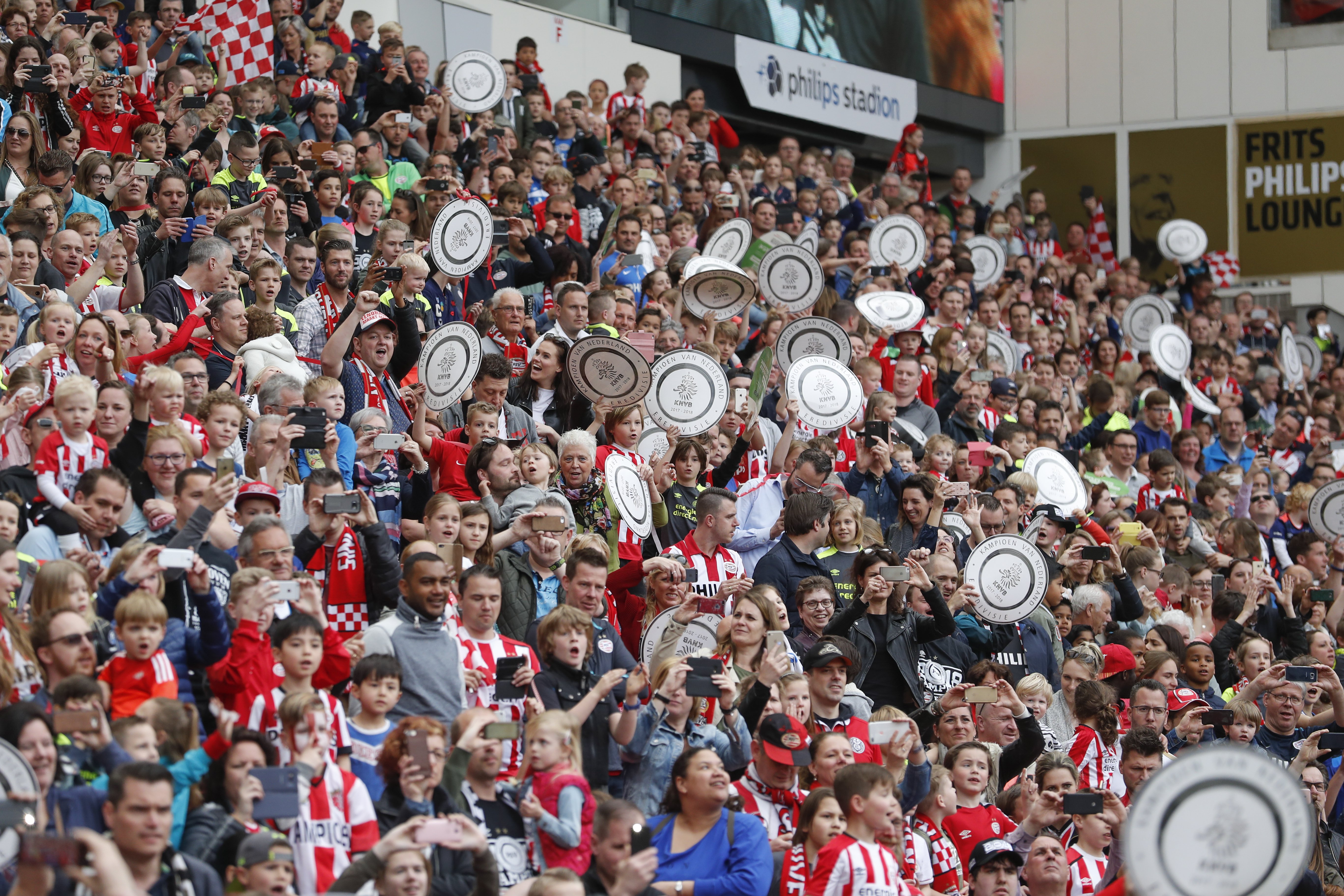 PSV kan dit seizoen het eigen record breken als vroegste kampioen ooit.