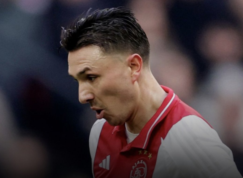 Steven Berghuis speelde sterk tegen AS Monaco, maar baalde van een vraag over zijn yogasessies.