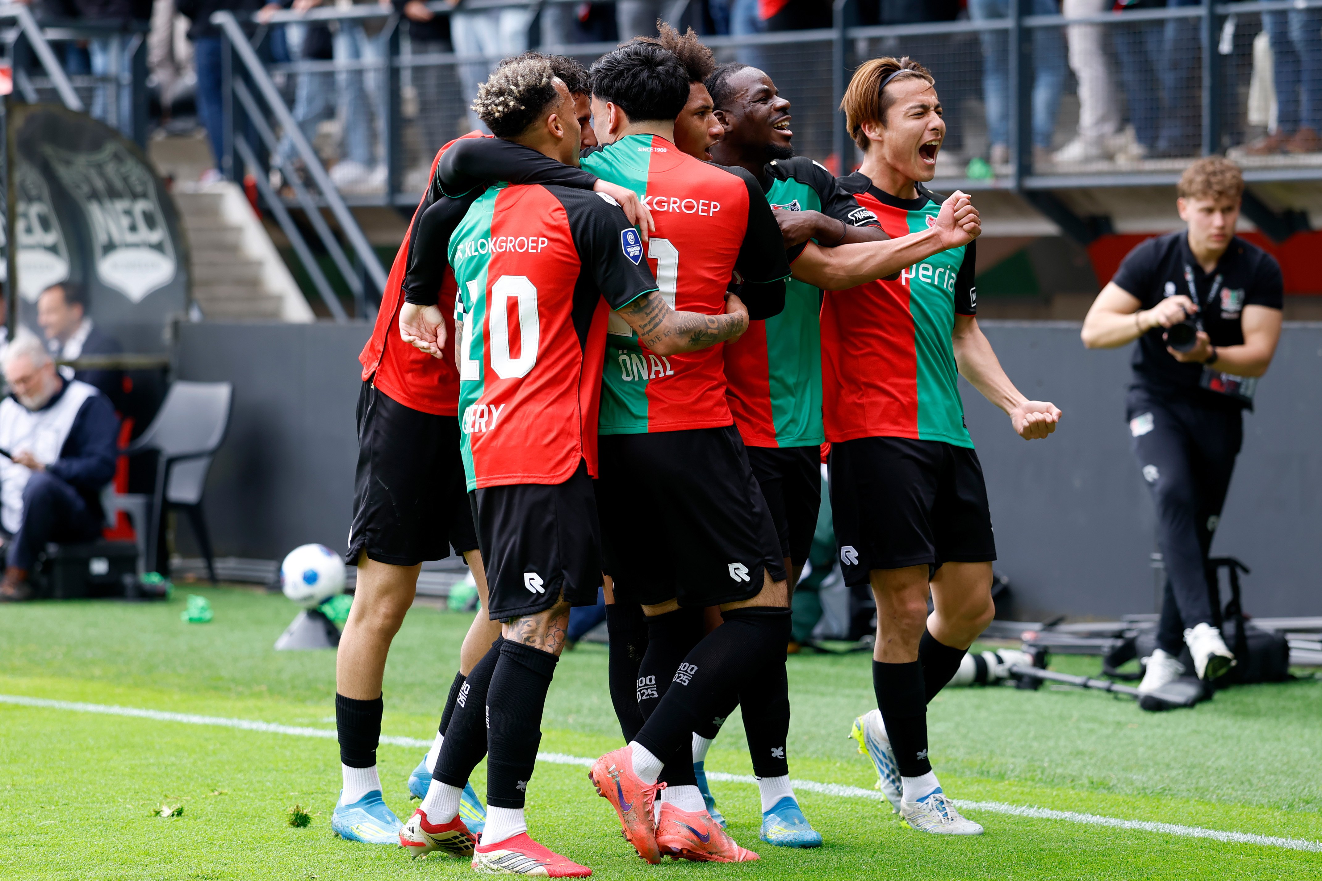 NEC oogst succes met aanvallende speelstijl die uitpakt in topklassering