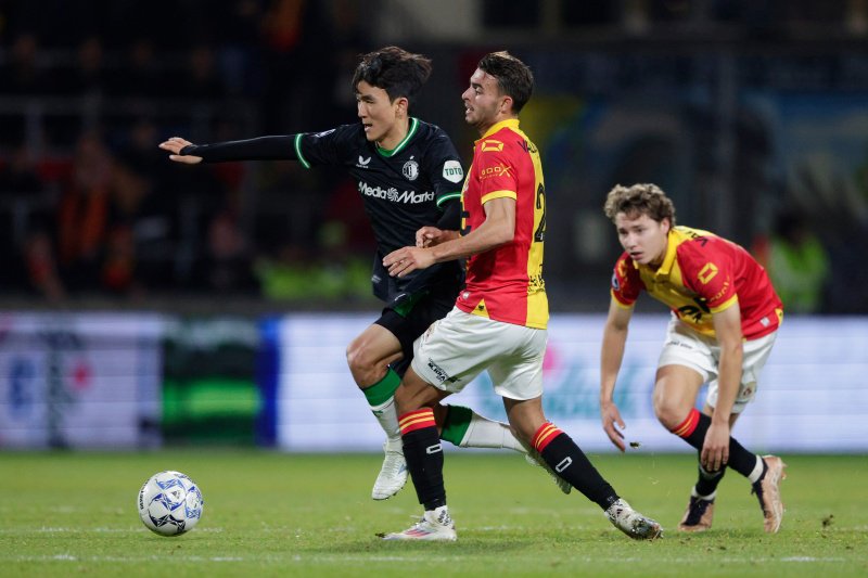 Feyenoord met twee spitsen in de basis tegen Go Ahead