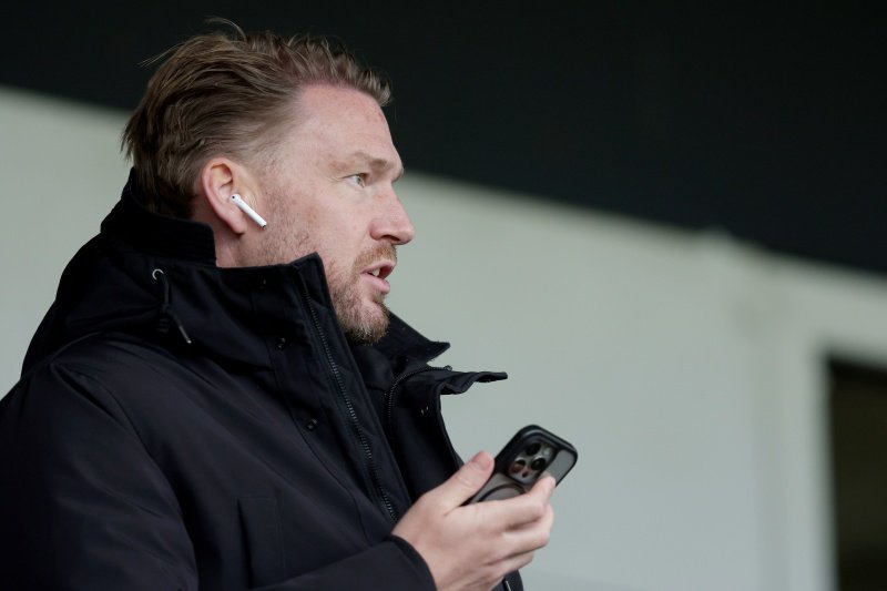 Anderlecht ruikt Ajax-onrust: waarom Beuker nu ineens op radar staat