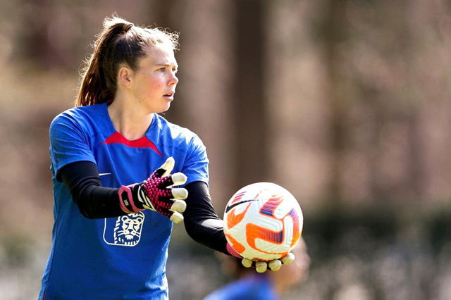 Lize Kop  keepster van het nederlands vrouwenelftal oranje leeuwinnen