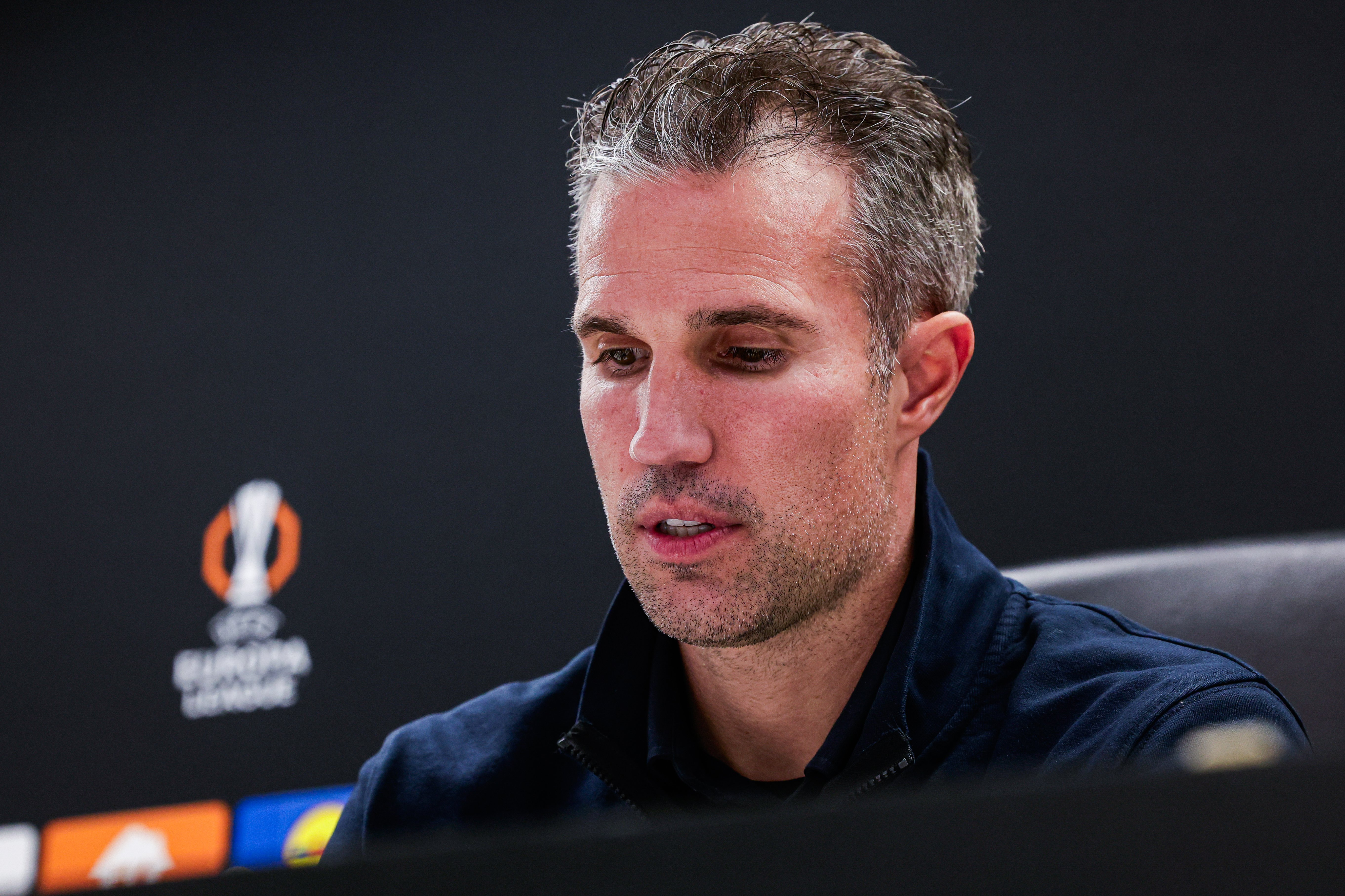 Feyenoord-fans missen een naam in de basiself tegen Telstar