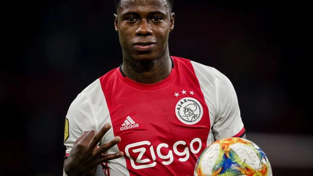 Promes haalt Knoops-duo binnen en verzwaart zijn verdediging