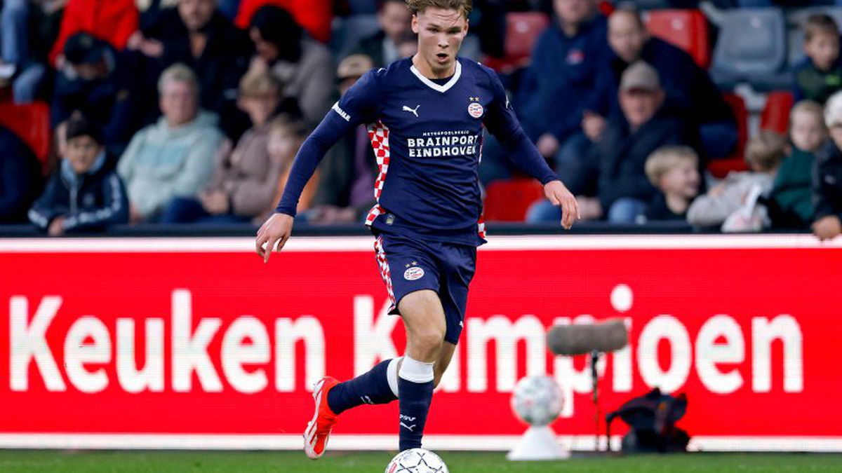 Deze talenten kloppen op de deur bij PSV?