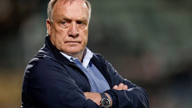 Advocaat of Rutten? Wie moet Curaçao leiden op het WK