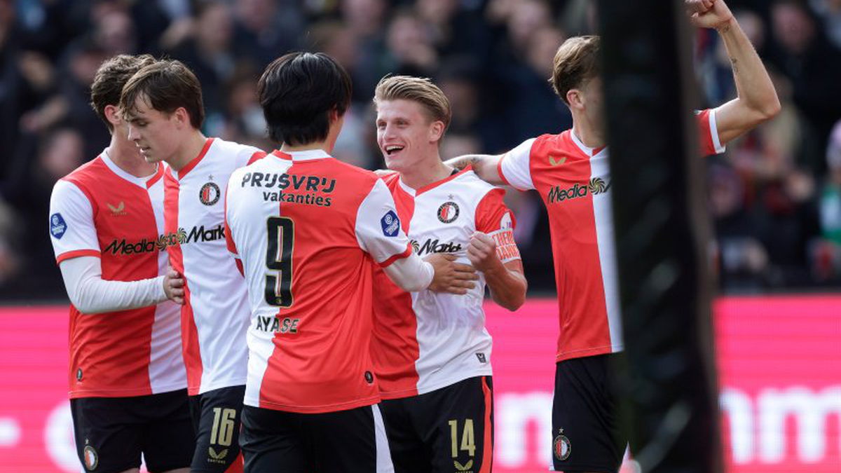 Ayase Ueda bezorgt Feyenoord de overwinning in slotfase