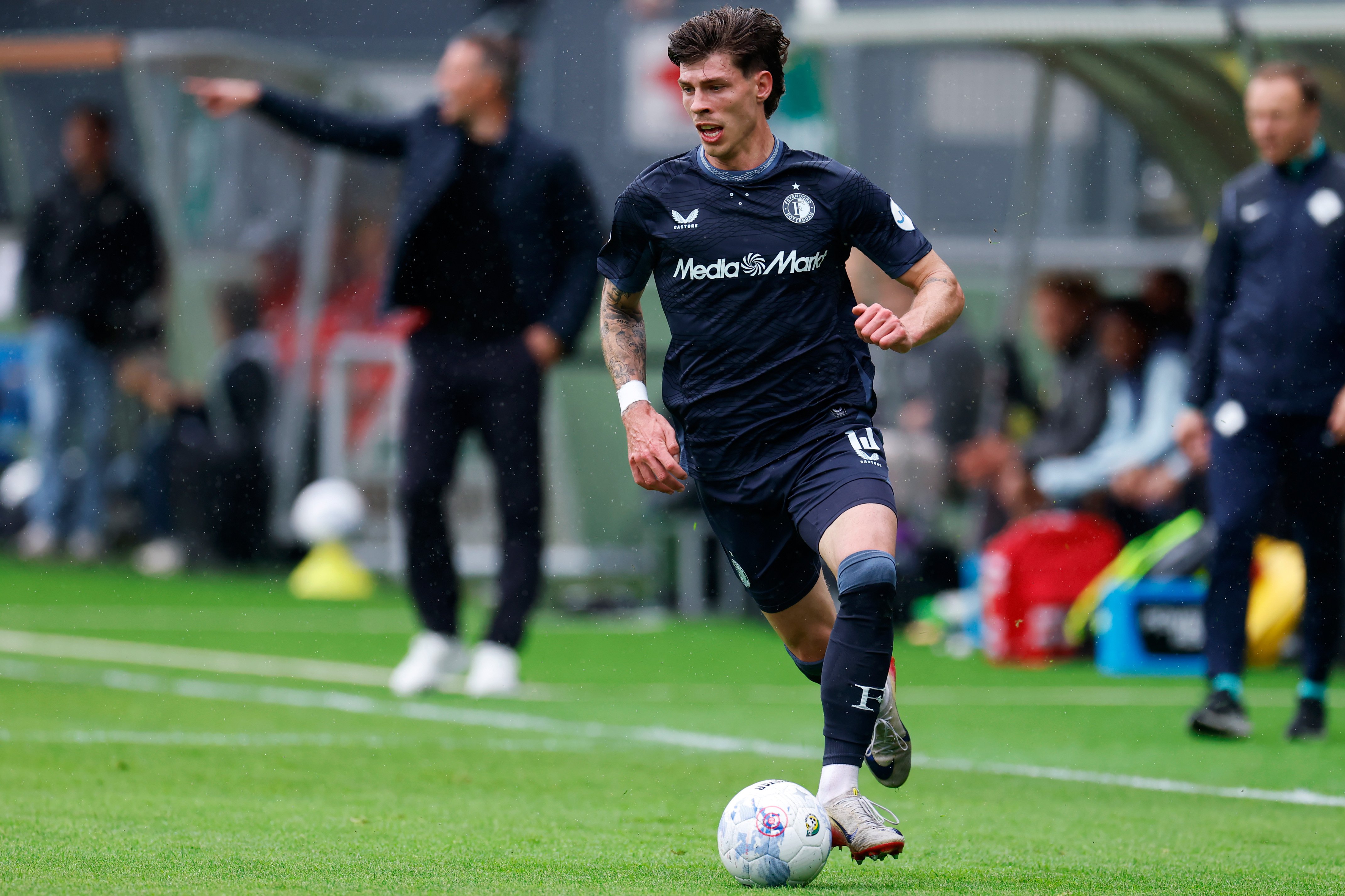 Bosz begint in het thuisduel tegen AZ op linksvoor