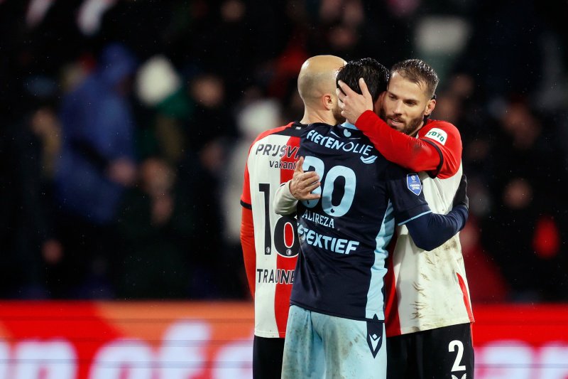 VB bekerduel: kan Feyenoord zich herpakken en Heerenveen veslaan?