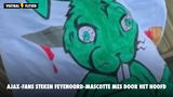 Ajax-fans steken Feyenoord-mascotte mes door het hoofd