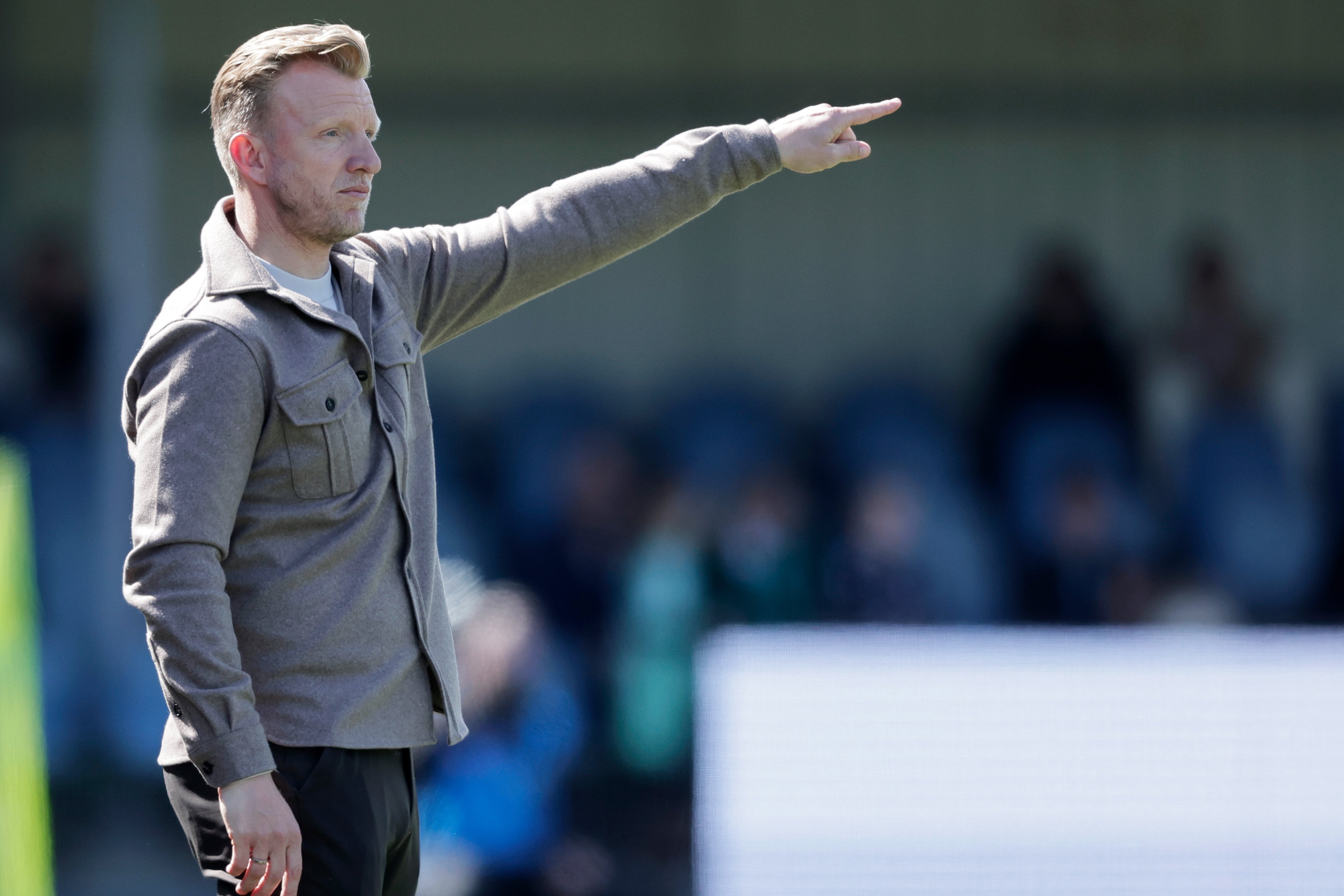 Dirk Kuijt als trainer van FC Dordrecht, waar hij mikt op meerdere huurspelers van Feyenoord.