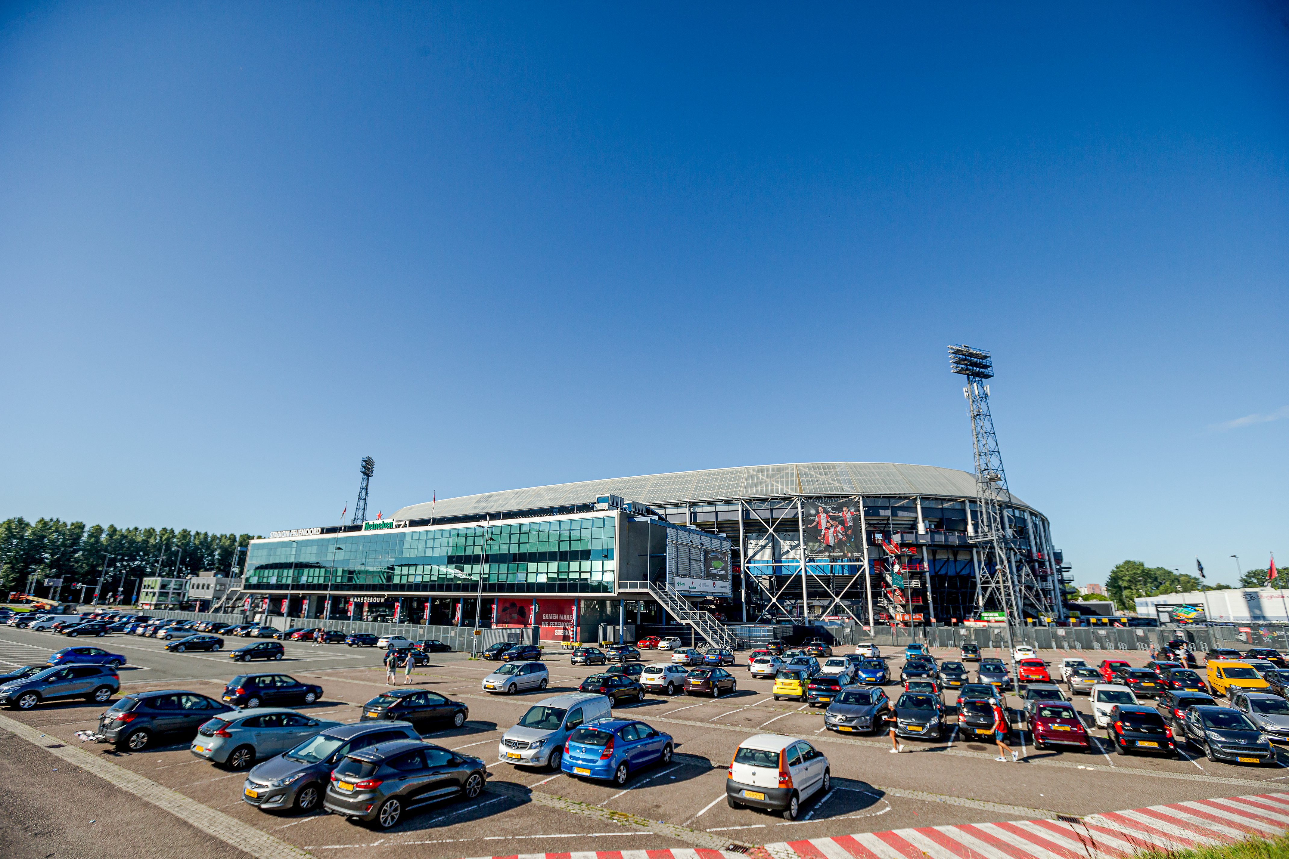 Stadion Feijenoord, De Kuip
