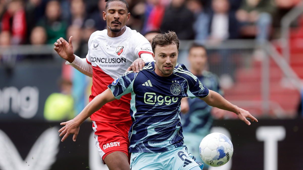 Haller tijdens Utrecht ajax