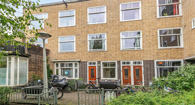 Benedenwoning Daley Blind te Amsterdam