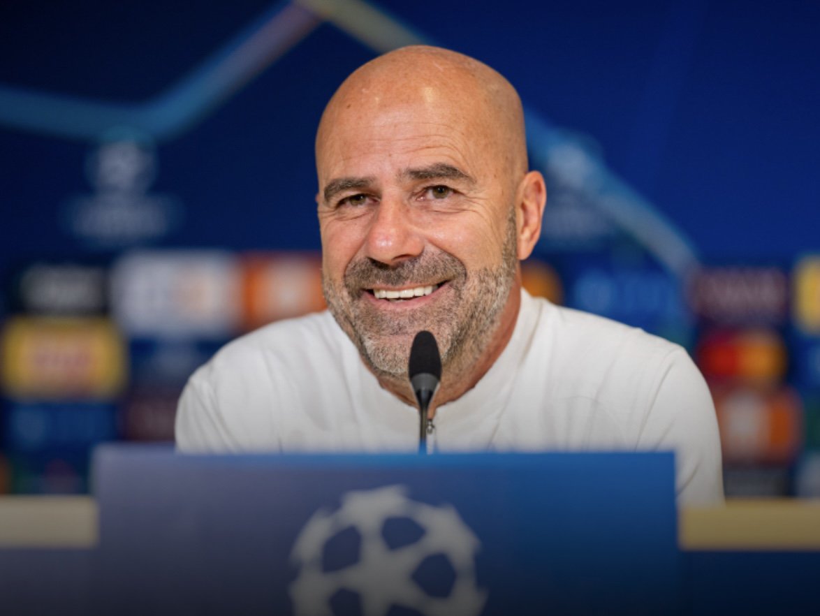 Peter Bosz onder vuur bij Wim Kieft: houding, interviews én zelfs zijn spijkerbroek liggen onder de loep.