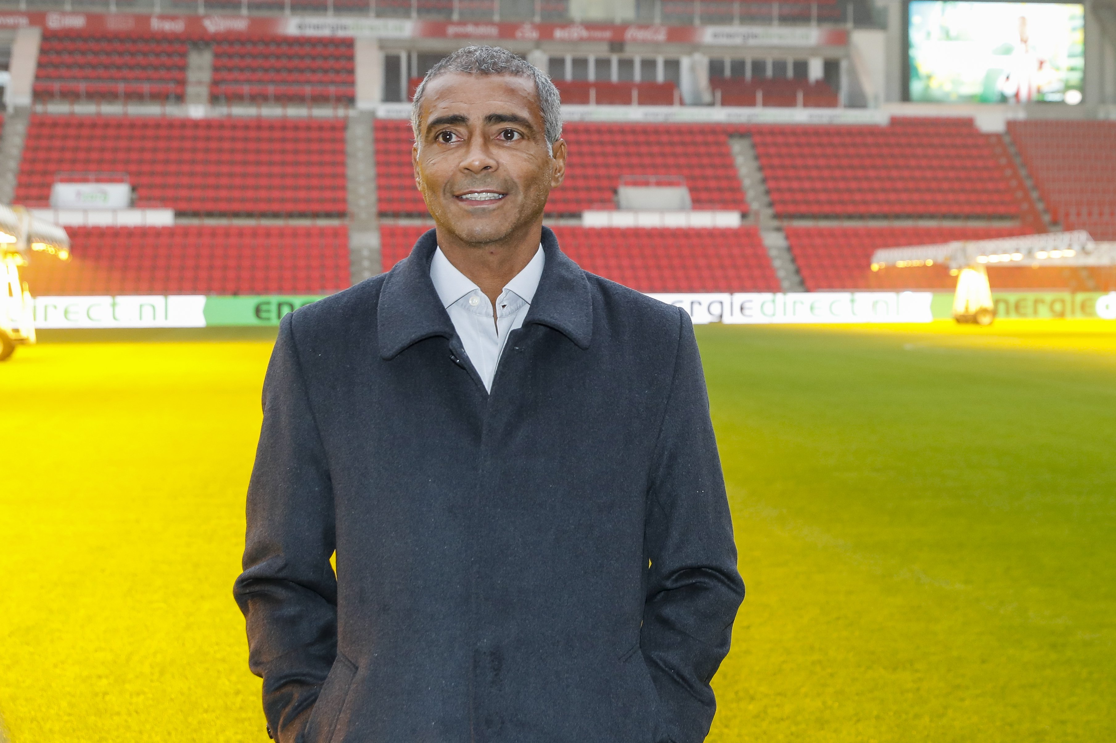Romário bij PSV. De Braziliaan heeft op het laatste moment afgezegd voor de presentatie van het boek over zijn Eindhovense jaren.