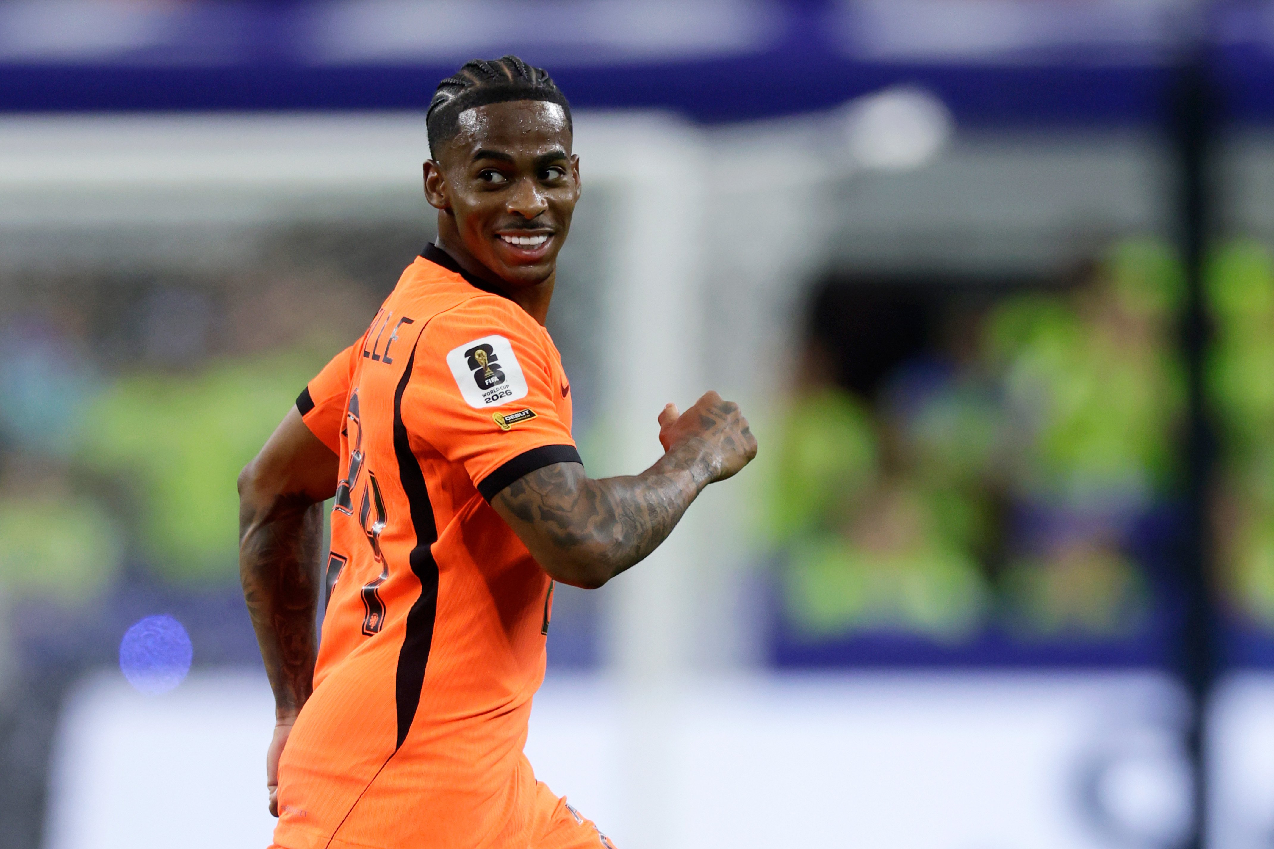 Video: Summerville schiet Oranje opnieuw op voorsprong tegen Japan