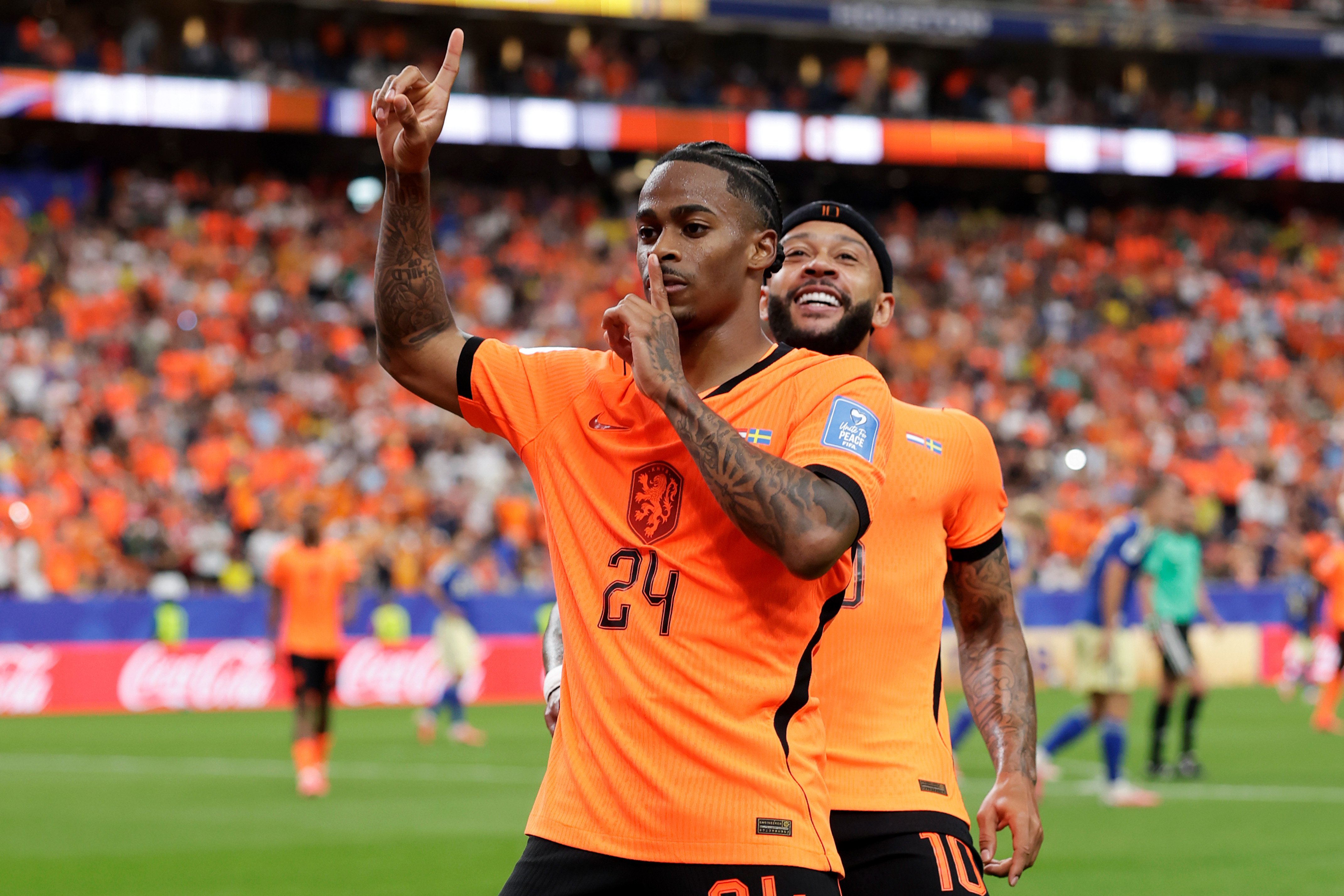 Crysencio Summerville staat op het punt een transfer van 80 miljoen euro naar Al Hilal af te ronden. Daarmee komt de Oranje-international in een exclusief rijtje van duurste Nederlandse spelers ooit.
