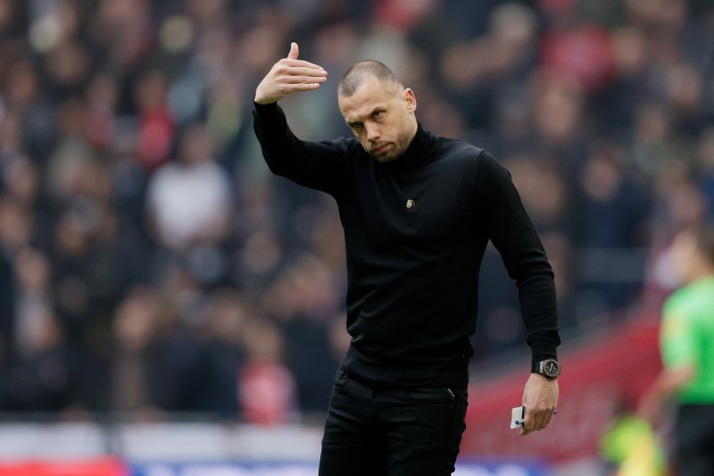Ajax-trainer John Heitinga