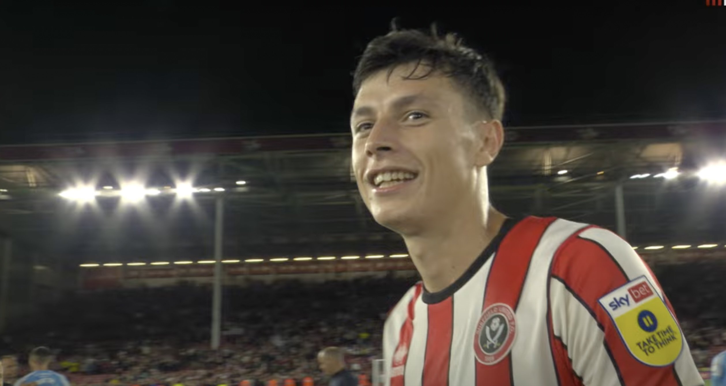 Ahmedhodzic in actie voor Sheffield United: Feyenoord heeft interesse in de verdediger