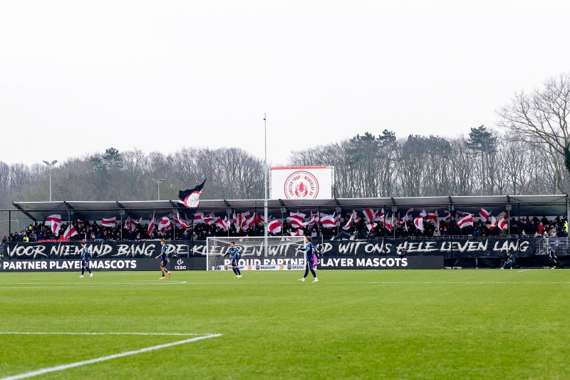 Het uitvak van Ajax voor de wedstrijd tegen Telstar.